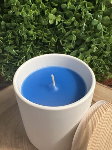 blue wax white 12crm