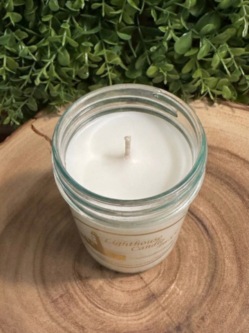 Bamboo and Coconut candle in an 8oz jelly jar candle with white wax — top view